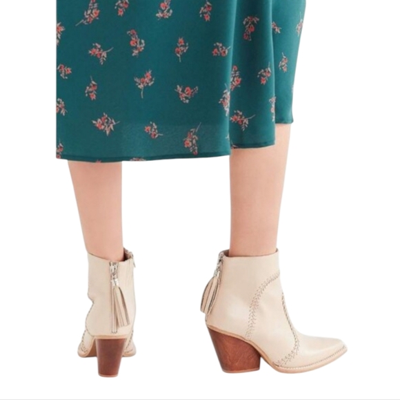 Jeffrey Campbell Beowulf Leather Ankle Boot Taupe - Picture 5 of 7